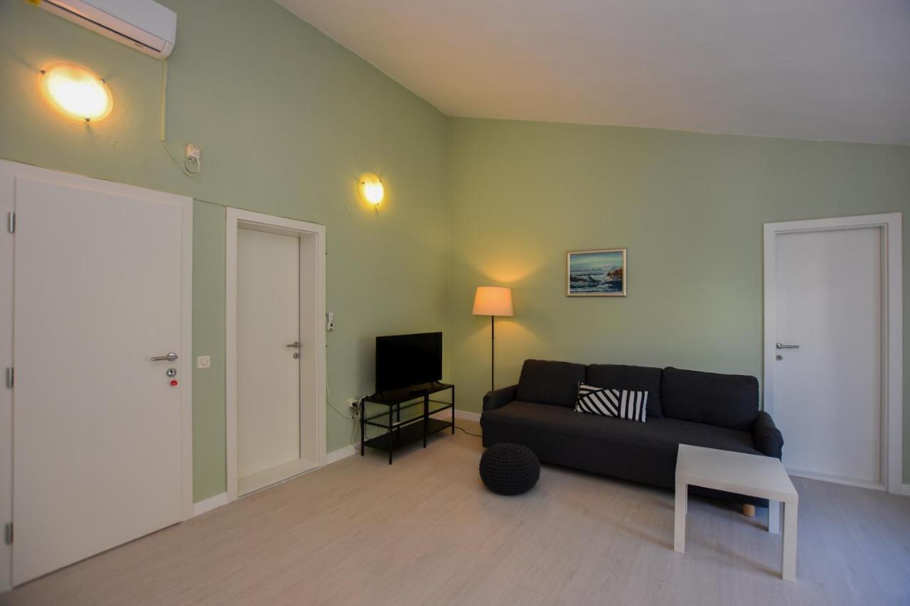 Movo House Apartment Pag Town Exterior photo
